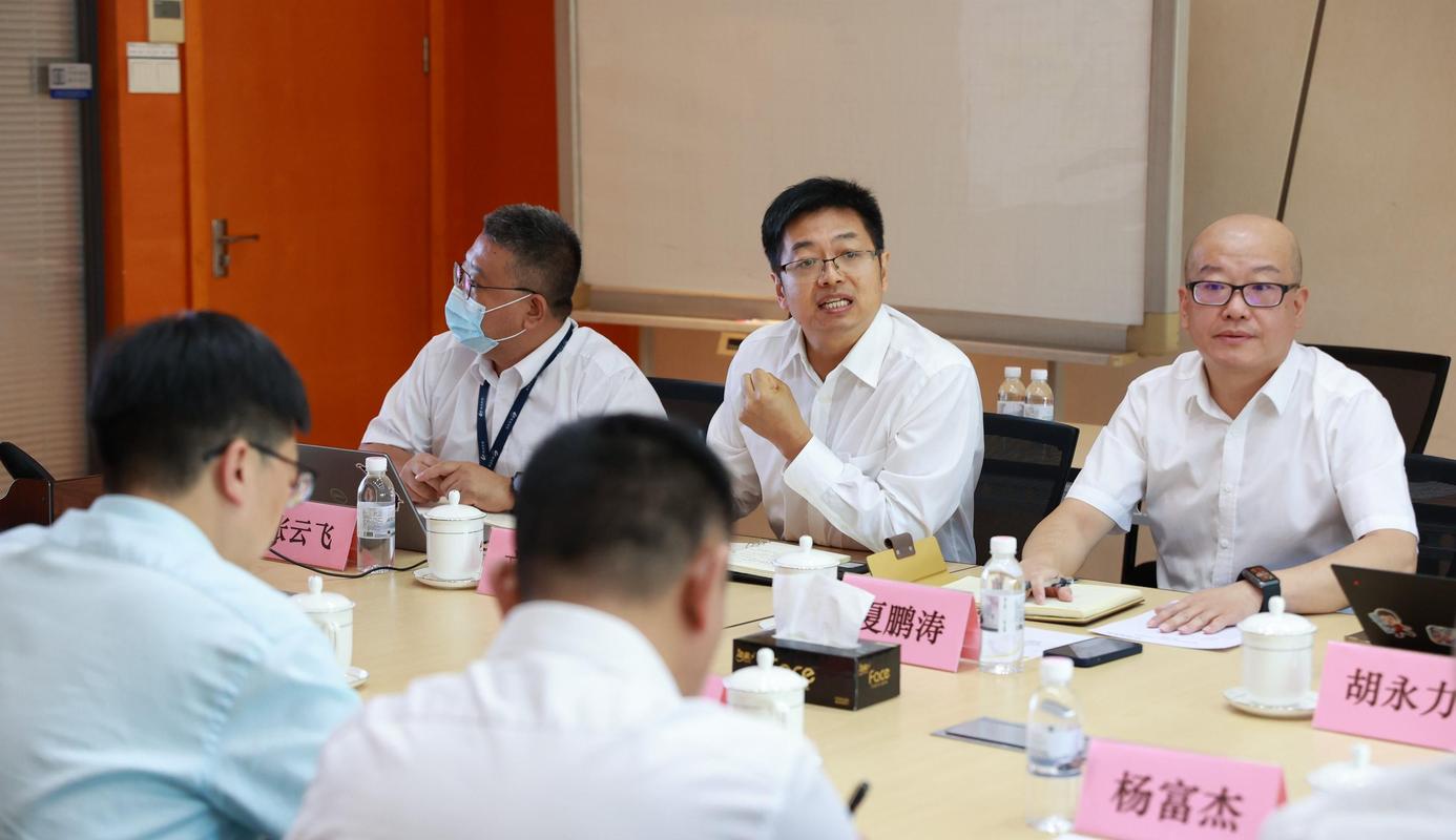 襄阳市副市长付劲松一行到访联友科技，深化政企合作共促襄阳科技发展